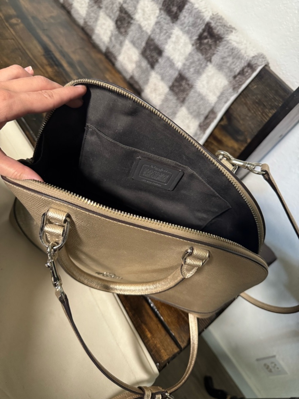 Coach Sierra Signature Dome Satchel - Picture 5 of 5